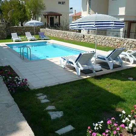 Blue Lagoon Villa